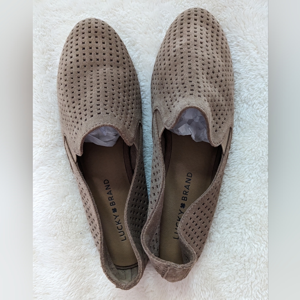LUCKY BRAND size 9 suede loafer flat